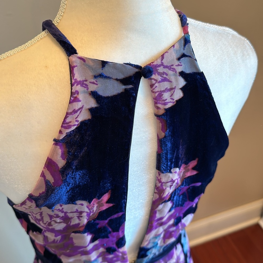 Lulus Crushed Velvet Maxi Dress Blue Purple Florals Size Medium - Picture 9 of 13